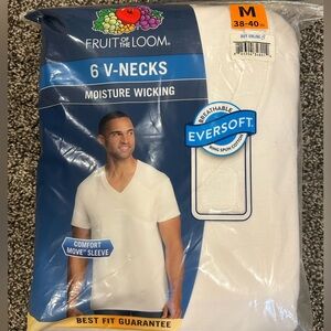 Mens Fruit of the Loom V Neck, Tag Free White Shirts Men’s Size M (Pack of 6)